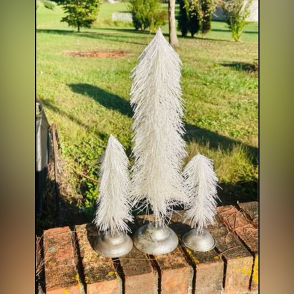 Snowbrush Pine Trees Set of 3 - Picture 10 of 10